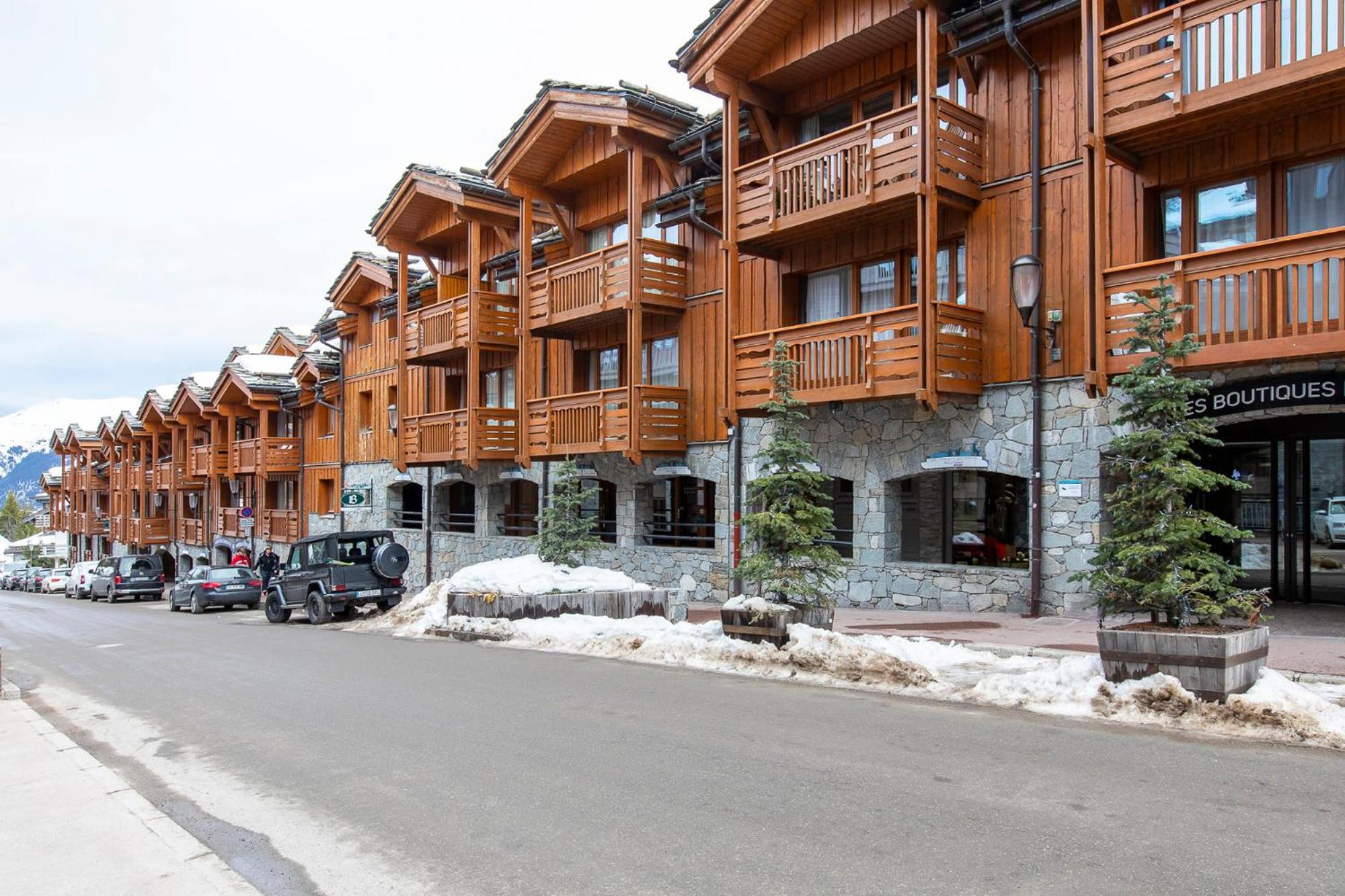Residence Les Chalets Du Forum - Courchevel 1850 Exterior photo